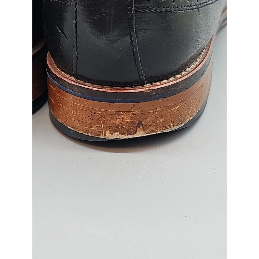 Johsnton & Murphy Men's‎ Medallion Wingtip Dress Shoes  Black 20-2231 Size 12M
